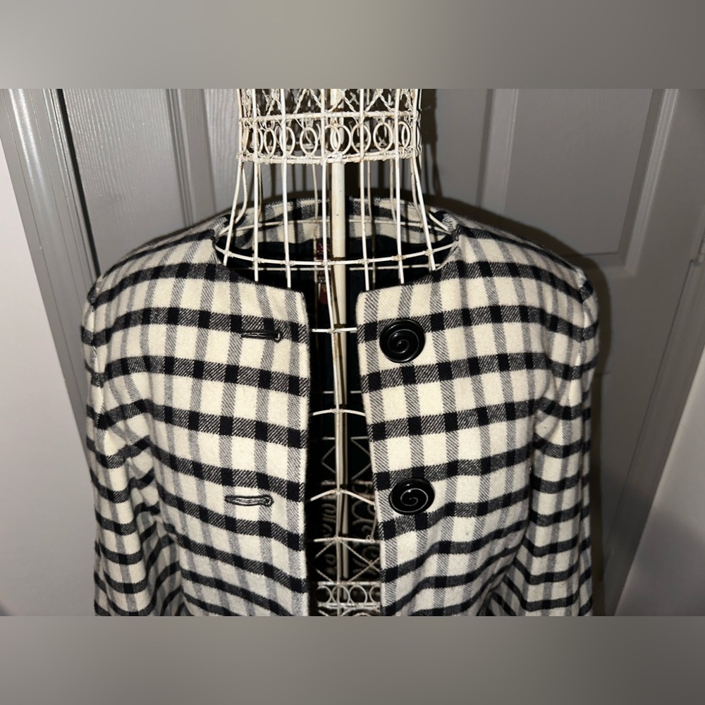 Anne Klein Jacket - Picture 2 of 10